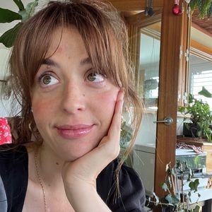 Meet your Posher, Sarah-jane